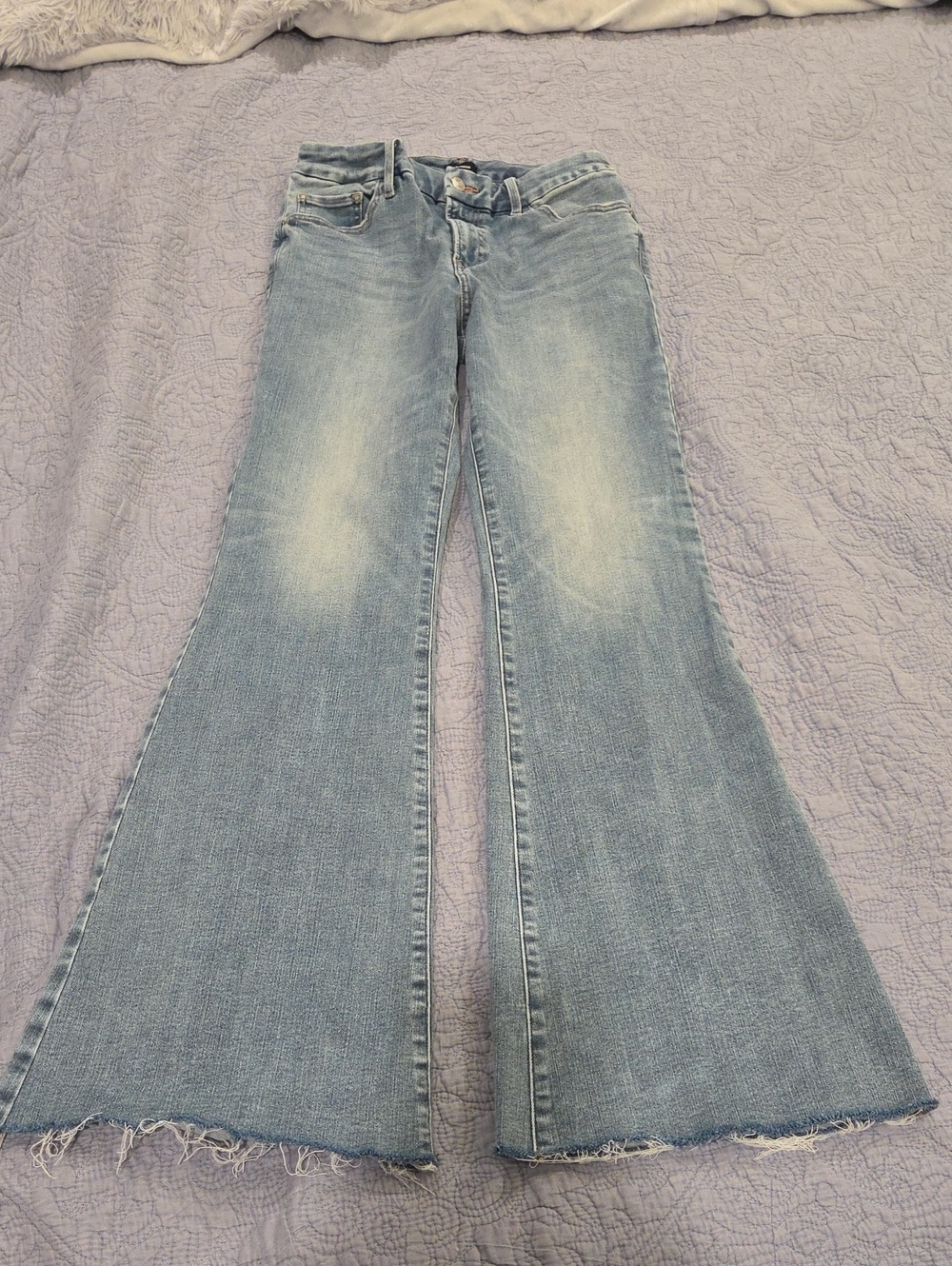 Express Light Blue Medium-Rise 70's Flare Jeans Size M!